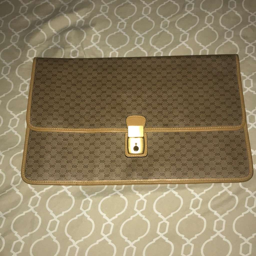 Authentic Vintage Gucci Portfolio
